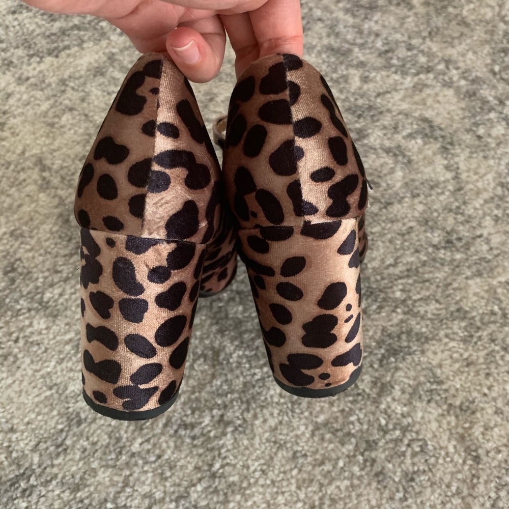 Leopard Heels - Picture 5 of 7